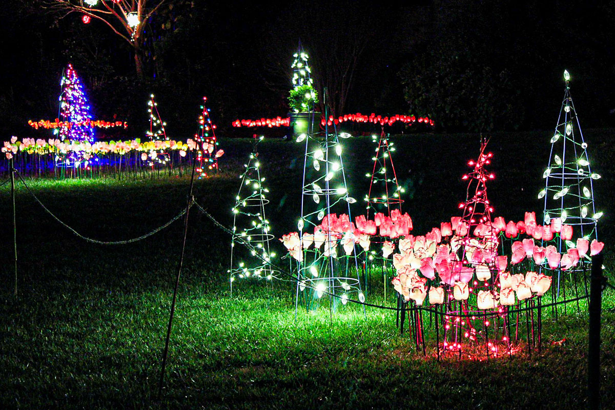 Old Salem Christmas 2024 Schedule Genny Jourdan