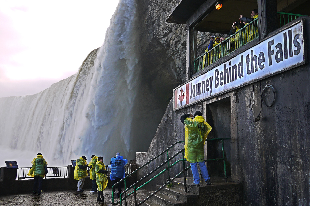 Niagara Falls Canada 2024 Christian Tours Motorcoach Bus   24NFC3 