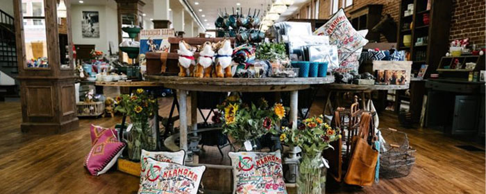 Pioneer Woman - Magnolia Market and World's Largest Flea Market